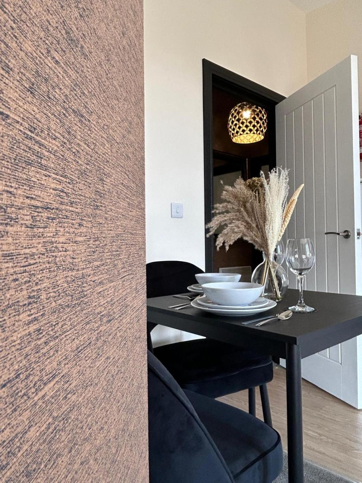 הליפקס Crown Street Aparthotel מראה חיצוני תמונה