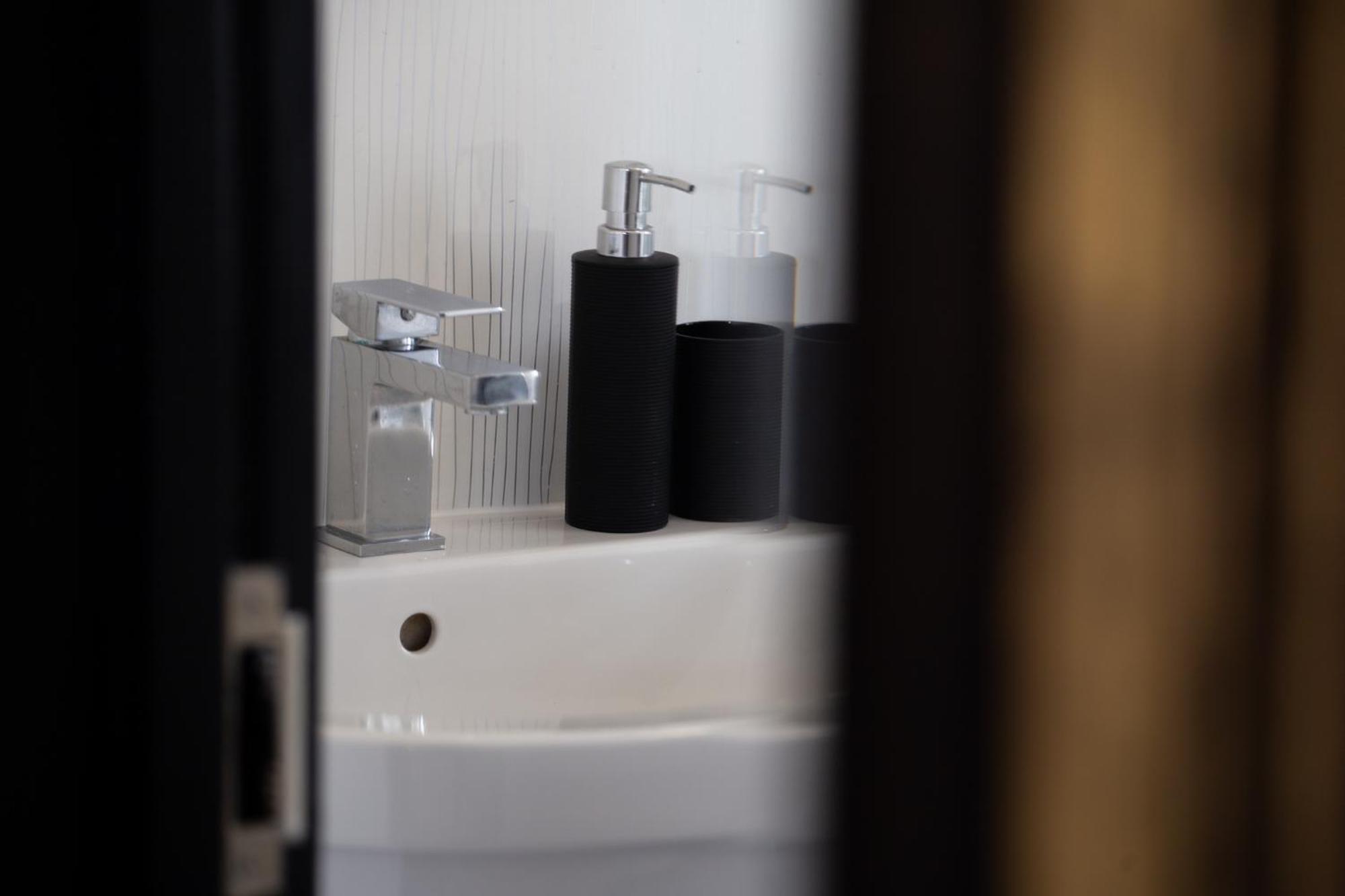הליפקס Crown Street Aparthotel מראה חיצוני תמונה