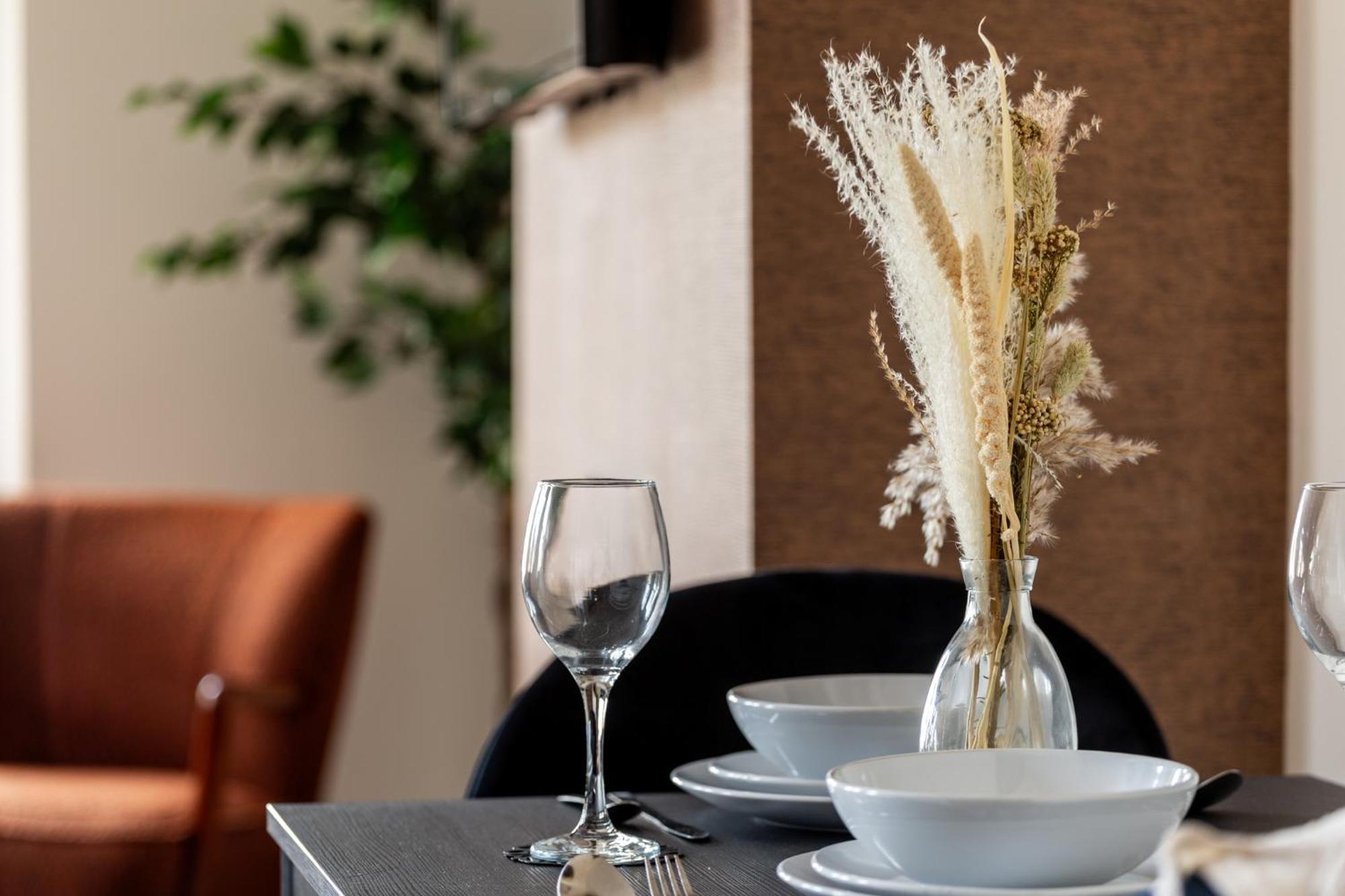 הליפקס Crown Street Aparthotel מראה חיצוני תמונה