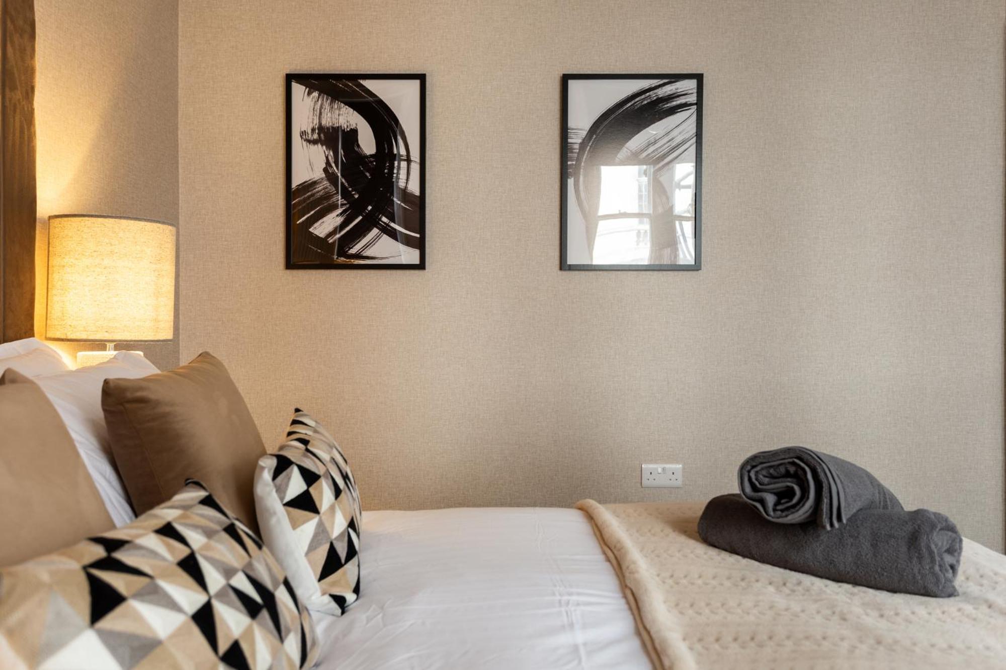 הליפקס Crown Street Aparthotel מראה חיצוני תמונה